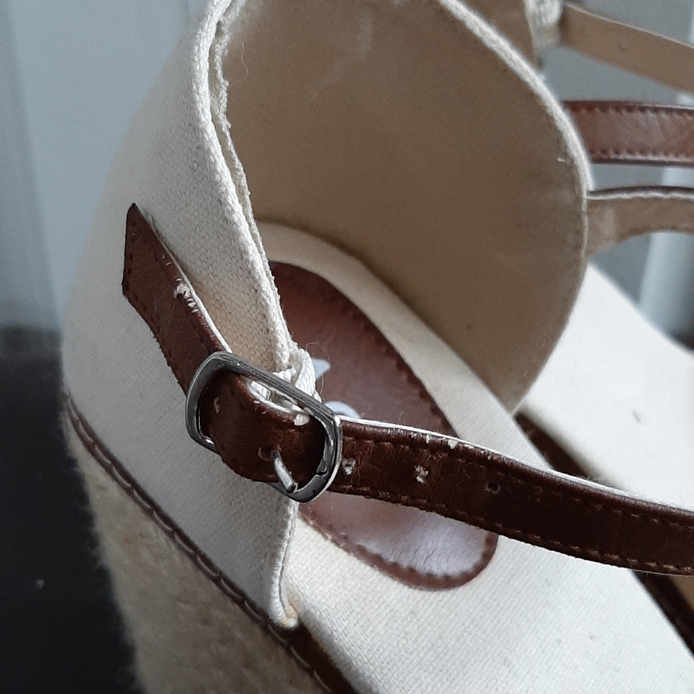 Shoes - Picture 8 of 8